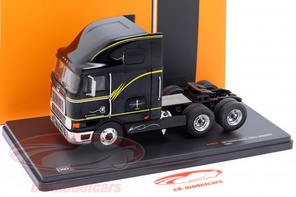 IXOMODELS,INTERNATIONAL Eagle Cabover 6x4 1995 Blanc et Bleu, 1/43