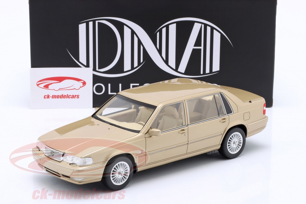 1/18 DNA Collectibles Volvo S60 R 2003 Grey Metallic DNA000107 Resin Model Car e
