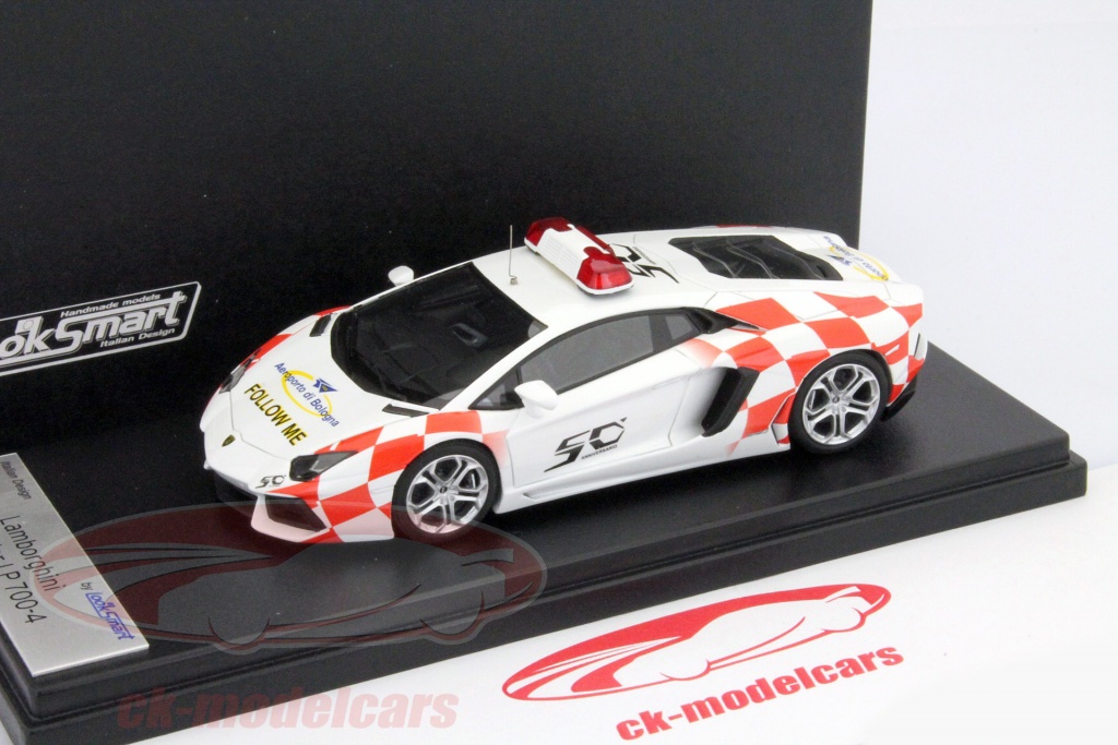 Modèle réduit - Lamborghini Aventador LP700-4 Noir - Maquette